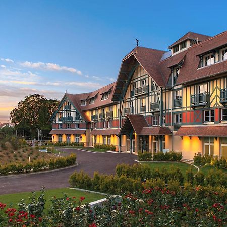 Renaissance Paris Hippodrome De St. Cloud Hotel Рюей Малмезон Екстериор снимка