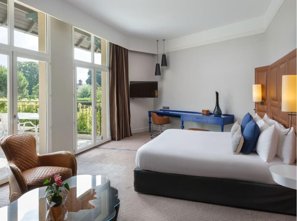 Renaissance Paris Hippodrome De St. Cloud Hotel Рюей Малмезон Екстериор снимка