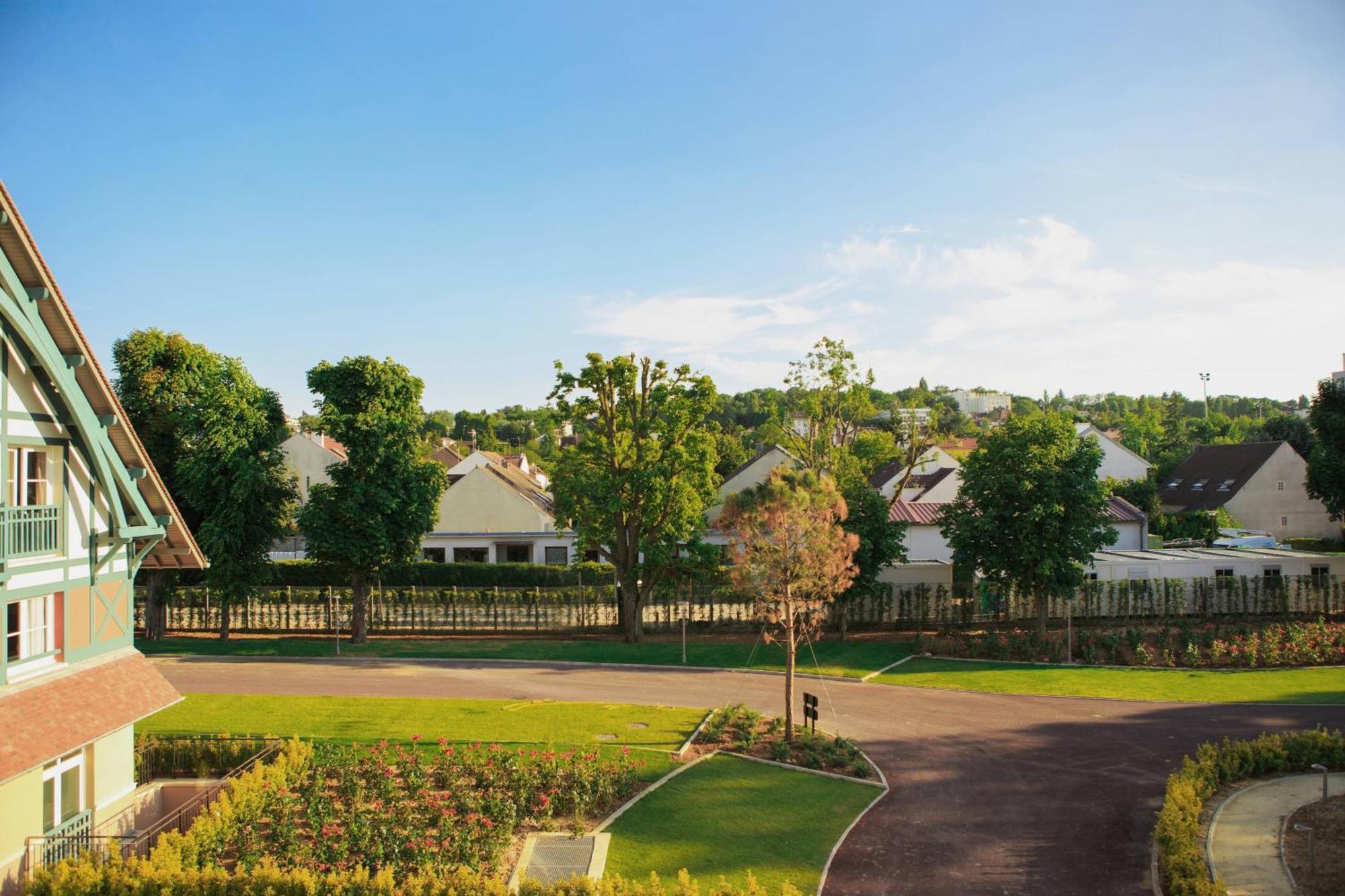 Renaissance Paris Hippodrome De St. Cloud Hotel Рюей Малмезон Екстериор снимка